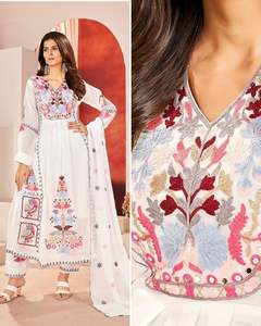 Heavy Faux Georgette Kurtis Pent Dupatta con bordado adecuado para ropa informal diaria de India Export - Product Image 3