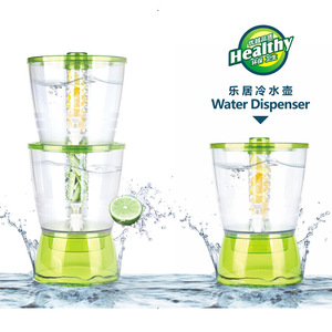 Distributeur d'eau en plastique avec cartouche filtrante et robinet pour usage domestique - Product Image 1