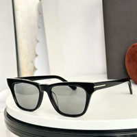 Nouvelles Lunettes de Soleil Carrées Unisexe Tendance de Marque Classique, Protection UV400, Verres Dégradés, Monture Complète, Lunettes de Mode Orange