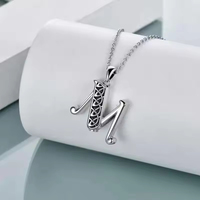 Vente d'usine bijoux de crémation en argent sterling 925 oxydé lettre M urne pendentif collier