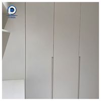 Armoire haute de style minimaliste, bien conçue, en acier inoxydable, avec quincaillerie chinoise de qualité supérieure