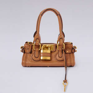 2026 new European and American style retro fashion zipper closure rivet PU pillowcase women's handbag - Product Image 1