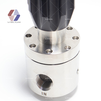 Régulateur de pression basse CV5.0 à haut débit CV5.0 pour AR N2 O2 H2 HE en acier inoxydable 316 0~250 PSI Sortie 3 ports