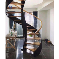 Escaliers rotatifs intérieurs, escaliers en spirale extérieurs soudés