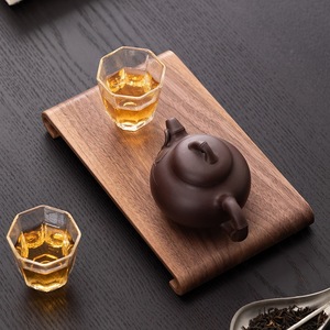 Plateau décoratif <span class=keywords><strong>en</strong></span> bois artisanal avec poignées, design rectangulaire minimaliste pour salon, coiffeuse et <span class=keywords><strong>cuisine</strong></span>, 30x20cm - Product Image 3