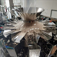 Machine d'emballage automatique multifonctionnelle pour granulés et chips, formage, remplissage et scellage verticaux