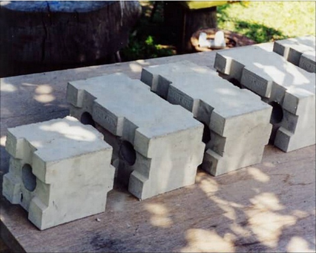 Manual Liteblock Making Machine  Interlocking Block Machine Lightweight Bricks Blocks Molds Mould CLC