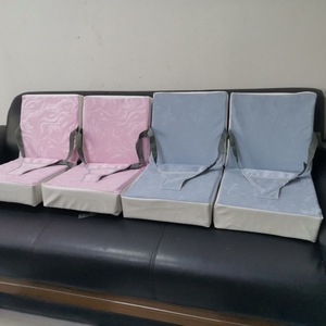 Chaise haute durable et robuste pour bébés et enfants, coussin personnalisé, siège portable antidérapant, <span class=keywords><strong>rehausseur</strong></span> carré en éponge avec sangle - Product Image 6