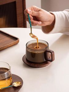 Ensemble de tasses à café en verre transparent et écologique - 280 ml <span class=keywords><strong>HEMERA</strong></span> HM-CM10 Option de logo personnalisé Tasse de bureau de luxe avec soucoupe - Product Image 3