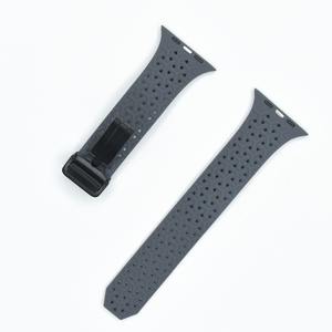 Correa de Reloj de Silicona Magnética Plegable con Diseño de Nido de Pájaro, Compatible con Apple Watch Series 9/8/7/6/5/4/3/2/1 - Product Image 5