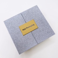 Boîte d'emballage de parfum personnalisée à double porte avec insert en mousse EVA, boîte en papier rigide de qualité supérieure pour l'emballage de flacons de parfum