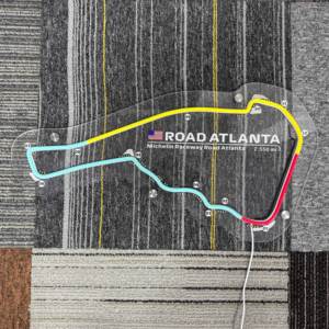 कस्टम नीयन की अगुवाई वाली रेसिंग गुफा सजावटी ऐक्रेलिक साइन एप्लिकेशन सड़क पर विज्ञापन लोगो के लिए आवेदन - Product Image 2