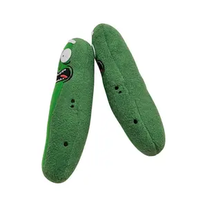 黄瓜枕头毛绒玩具蔬菜黄瓜创意惊恐表情毛绒软垫