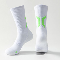 Chaussettes de sport en tricot colorées pour hommes, chaussettes de compression en tissu éponge pour l'automne, impression de logo personnalisée, respirantes, antibactériennes, chaussettes de basketball