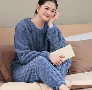 Nuovo inverno <span class=keywords><strong>in</strong></span> velluto corallo comodo <span class=keywords><strong>in</strong></span> <span class=keywords><strong>cotone</strong></span> semplice moda Set caldo abbigliamento da notte per la casa Set di pigiami termici da <span class=keywords><strong>donna</strong></span> - Product Image 2