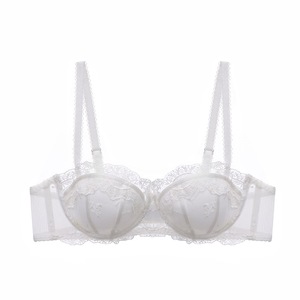 Fabricant OEM de sous-vêtements Ensemble de soutien-gorge push-up avec anneau en acier souple brodé français Sous-vêtements sexy en dentelle pour <span class=keywords><strong>gros</strong></span> seins - Product Image 3