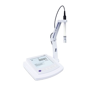 Instrument de laboratoire professionnel, conductimètre de table TDS et salinité avec étalonnage de 1 à 5 points - Product Image 1