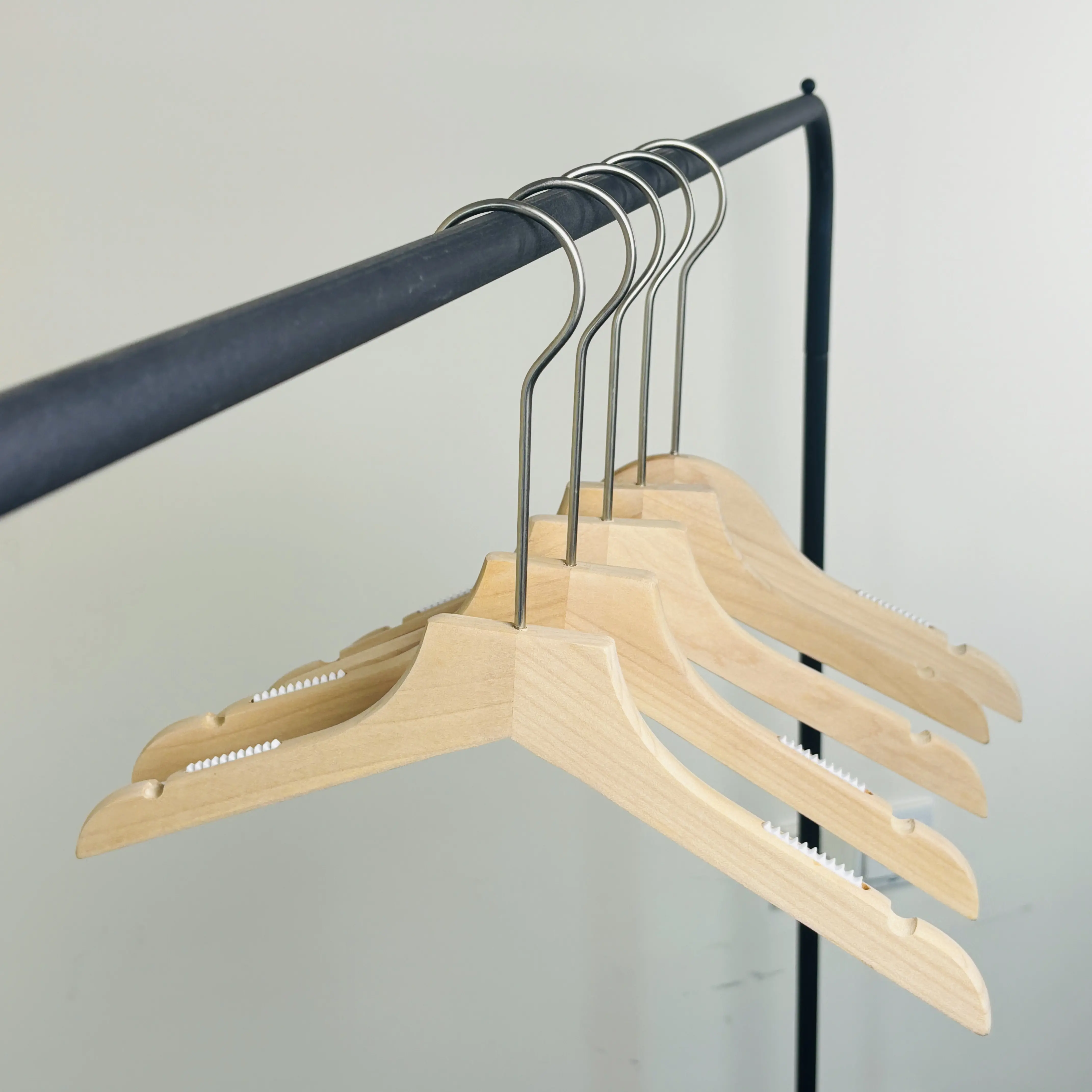 Wooden children's clothing hangers support customized brand logo children garment log hangers clothes hanger