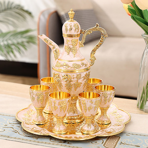 Juego de 8 Piezas de Vasos de Vino y Licor de Metal Estilo Europeo de Gran Capacidad (8 oz), Decoraciones de Boda Ecológicas de Alta Gama - Product Image 4