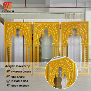Arco Decorativo LEDA para Bodas y Eventos, Diseño de Lujo con Tallado Hueco Dorado, Estilo Indio - Product Image 2