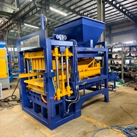 Équipement de fabrication de blocs de béton QT4-15B pour les petites et moyennes usines de blocs