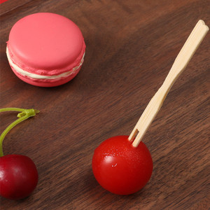 Estick Mini fourchette à salade jetable aux fruits pour enfants Logo de mélange personnalisé en bambou à deux griffes - Product Image 3