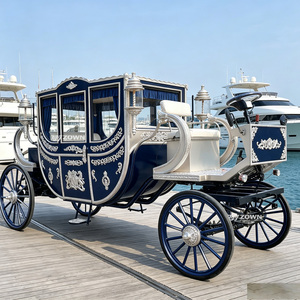 Chariot royal de luxe à chevaux, ornement paysager durable, sur mesure pour exposition à long terme dans les attractions touristiques culturelles - Product Image 1