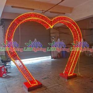 Sculptures d'arche de soldat casse-noisette lumineuses LED de grande taille pour l'extérieur, pour décorations de pays des merveilles d'hiver de qualité commerciale - Product Image 3