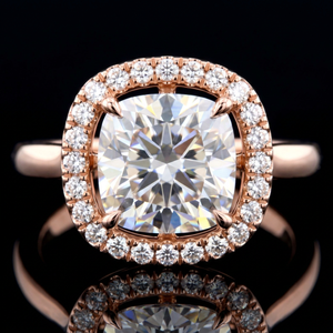 Bague de fiançailles et de mariage Halo Cushion classique en or jaune 14K plaqué rhodium, diamant de laboratoire taille coussin certifié IGI, OEM - Product Image 1