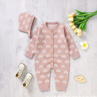 Gebreide romper voor pasgeborenen, regenboogkleurig, zacht katoen, jacquard gebreid, houten knopen aan de voorkant voor snelle luiertjeswissels, gebreide babykleding, babyjumpsuit