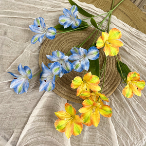 Bouquet de fleurs artificielles de lys mélangés fait main - Style festif pour mariage et décoration intérieure, en soie et plastique, vente en gros disponible - Product Image 3