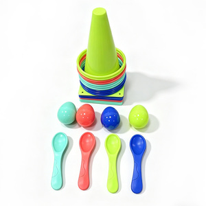 Kit de jeu multifonctionnel pour enfants : <span class=keywords><strong>Course</strong></span> aux <span class=keywords><strong>œuf</strong></span>s, <span class=keywords><strong>Course</strong></span> aux cuillères, Cônes de circulation, Lancer d'anneaux, Jouet d'entraînement sensoriel pour intérieur et extérieur - Product Image 1