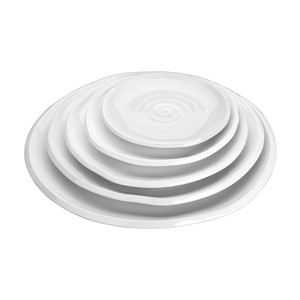 Set di Piatti Classici Ondulati Rotondi in Ceramica Bianca per Servire - Product Image 1
