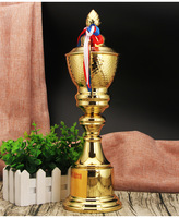 2022 monde populaire pas cher métal Football Souvenirs sport Football métal trophée tasse avec ballon noir et or peut ajouter accessoire