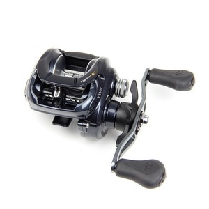 Carrete Daiwa Tatula Tipo HD con 8 Rodamientos y Cuerpo de Aleación de Magnesio para Pesca en Agua Negra - Product Image 4