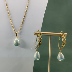 Set di gioielli <span class=keywords><strong>in</strong></span> oro 18K orecchini di grano pendenti a goccia di colore impermeabile con catena <span class=keywords><strong>in</strong></span> <span class=keywords><strong>acciaio</strong></span> inossidabile - Product Image 3