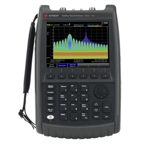 Analizador de Espectro de Microondas Portátil Keysight N9933C FieldFox C, 3 KHz a 4 GHz, 2 Puertos - Product Image 1