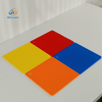 Napperon en silicone de qualité alimentaire antidérapant et résistant à la chaleur Napperon en silicone réutilisable Tapis de table à manger