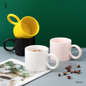 Tasses en céramique personnalisables avec poignée, impression par sublimation pour cadeaux et publicité - Product Image 1