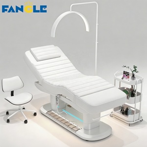 Lit <span class=keywords><strong>de</strong></span> beauté électrique <span class=keywords><strong>de</strong></span> luxe blanc en cuir, lit <span class=keywords><strong>de</strong></span> massage, lit <span class=keywords><strong>de</strong></span> soin du visage et des cils à 4 moteurs avec lumières, ensemble <span class=keywords><strong>de</strong></span> mobilier <span class=keywords><strong>de</strong></span> salon - Product Image 4