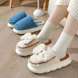 Nuevas Pantuflas de Interior para Hombre y Mujer, Fabricante Profesional, Alta Popularidad, Pantuflas Acolchadas para Invierno y Otoño - Product Image 1