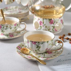 Juego de Tazas y Platos de Cerámica de Estilo Rural Moderno, Taza de Té y Café con Borde Dorado para Fiestas en Casa, para Beber Agua - Product Image 5