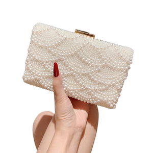 Sac à bandoulière de luxe pour femme, nouveau style rétro, sac de soirée en perles et strass, pompons, doublure en polyester pour mariages et fêtes - Product Image 4