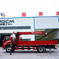Grue hydraulique montée sur camion Dongfeng de 8 tonnes à flèche droite pour la construction