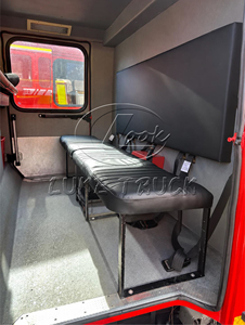 Nouveau camion de pompiers Mercedes Diesel 5000L pour intervention d'urgence et lutte contre les incendies, destiné à la protection incendie municipale - Product Image 5