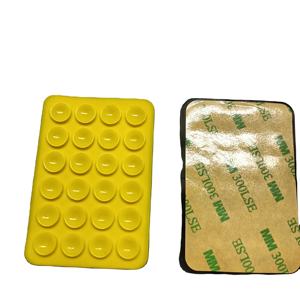 Accesorio adhesivo para teléfono móvil con ventosa de goma de silicona - Product Image 1