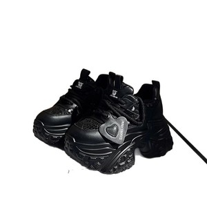 En gros <span class=keywords><strong>Baskets</strong></span> Chunky Y2K Cœur pour Femme avec Semelle Épaisse Magma Rehaussée de 8 cm - Product Image 6