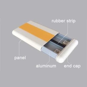 Rampe d'escalier murale en PVC haute résistance, garde-corps de sécurité résistant aux UV et à l'eau, profilé avec embouts d'angle et de finition - Product Image 5
