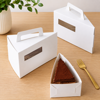 Boîte à gâteau triangulaire personnalisée avec poignée et fenêtre, emballage aseptique écologique portable, papier résistant à la graisse, couleur et taille personnalisées pour usage alimentaire