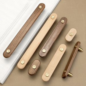 Tirador de puerta de gabinete de nogal americano OLex, estilo rústico antiguo, manija de madera maciza para cajones, cocina, armario y puertas. - Product Image 4